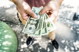 Dlaczego weekend zmienia tempo procesów finansowych